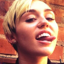 blog logo of miley-cyrusfakes